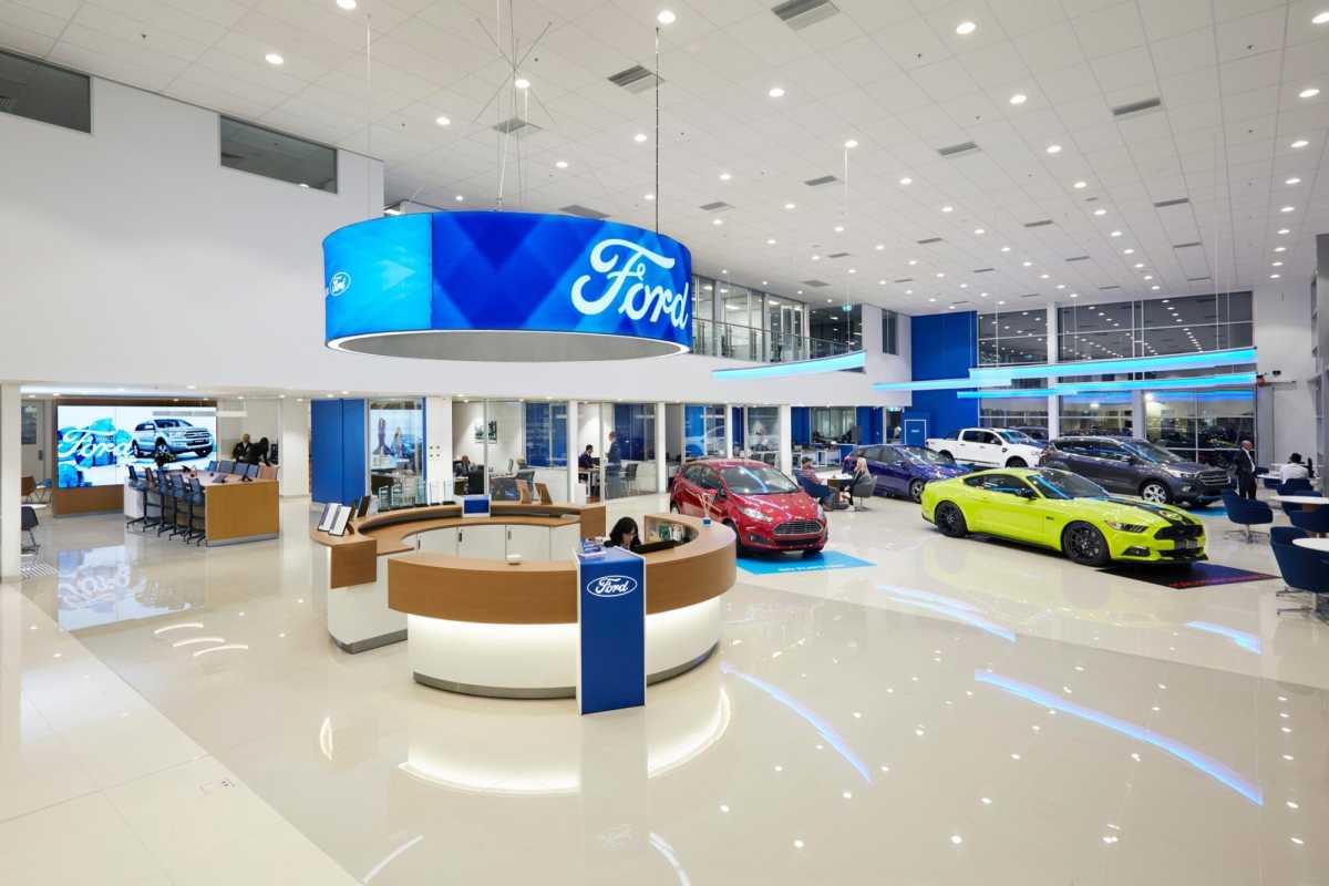 Car-Showroom-Lighting2